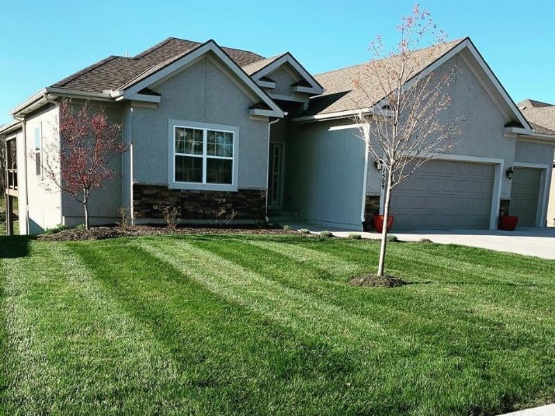 Complete Lawn Maintenance Kansas City MO